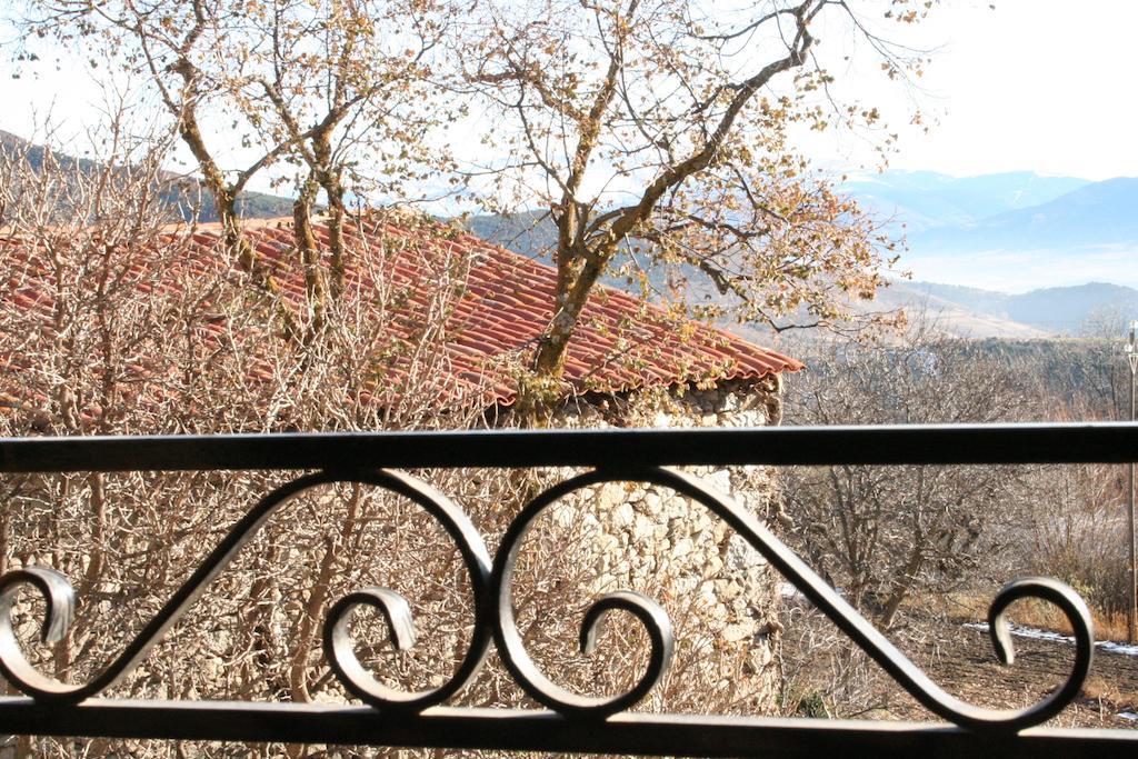 Fonda Ca L'Abel Ξενοδοχείο Lles Δωμάτιο φωτογραφία